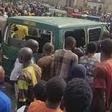 Chaos in Ilorin as correctional service bus carrying inmates crushes 6 people [Tribune online]