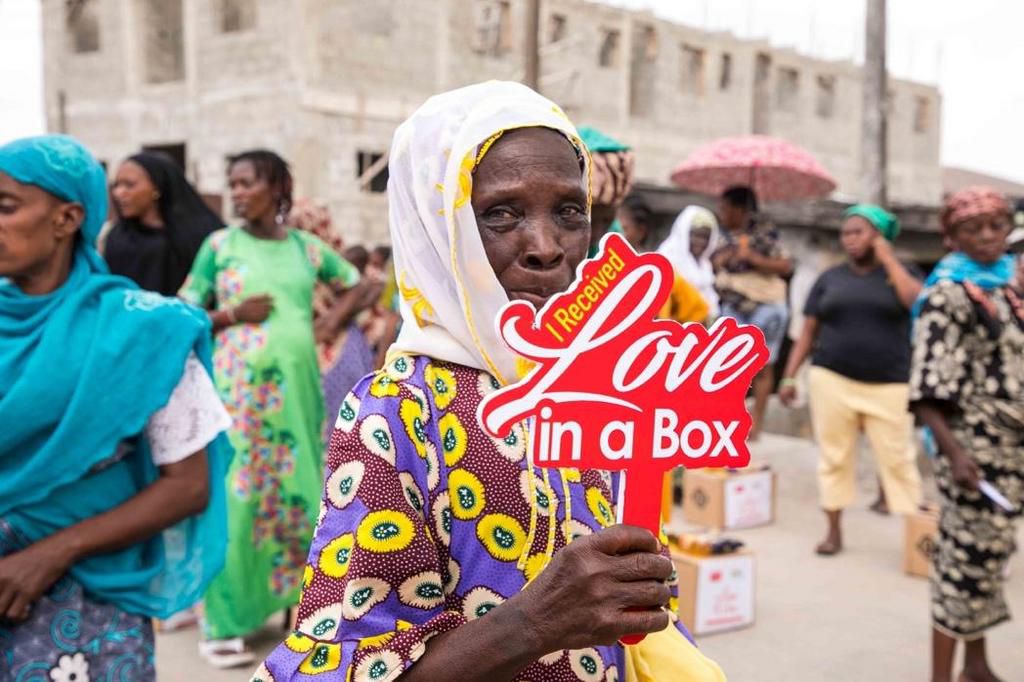 itel partners with Lagos Food Bank to reach widows on Valentine's Day