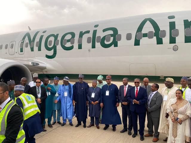 Hadi Sirika displayed a Nigeria Air plane three days before the end of the Muhammadu Buhari administration [Presidency]