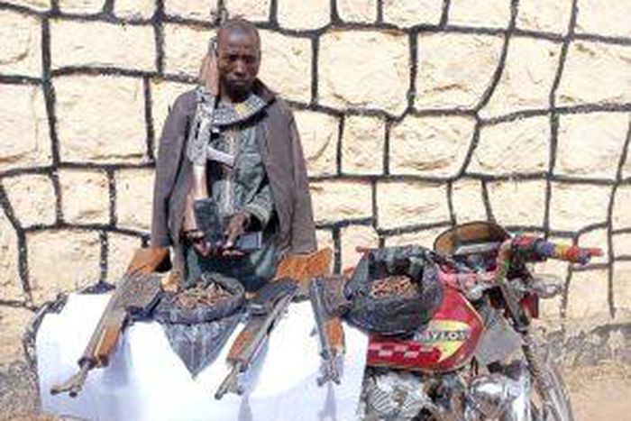 Suspected bandit arrested by operatives of Kaduna state Police Command.