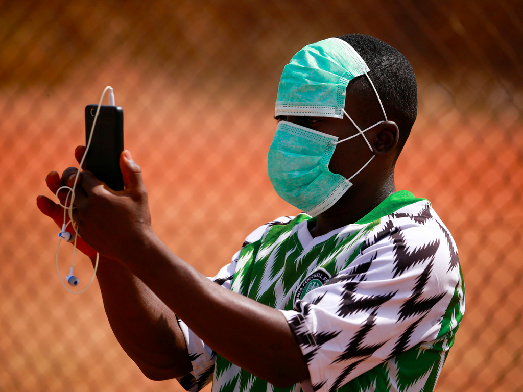 Nigeria mask phone coronavirus