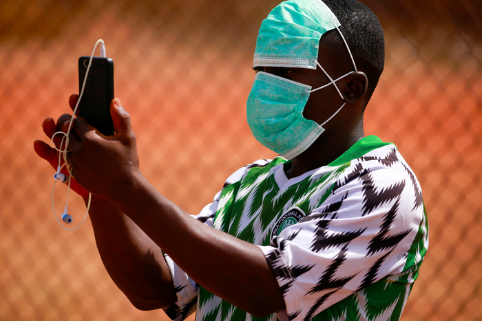 Nigeria mask phone coronavirus