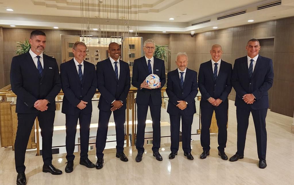 Sunday Oliseh is at the 2022 FIFA World Cup in Qatar.