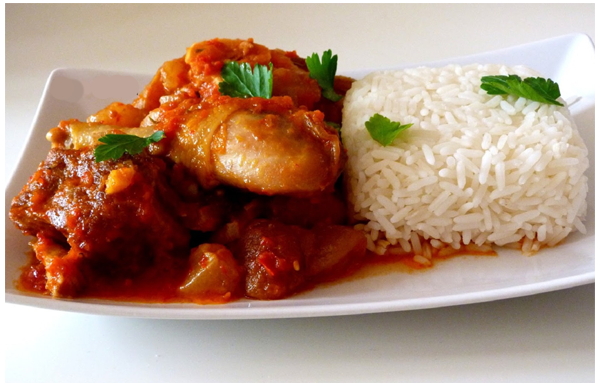 Both Nigerians and Ghanaians eat white rice and stew [Medium]