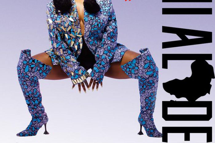 Yemi Alade - African Baddie