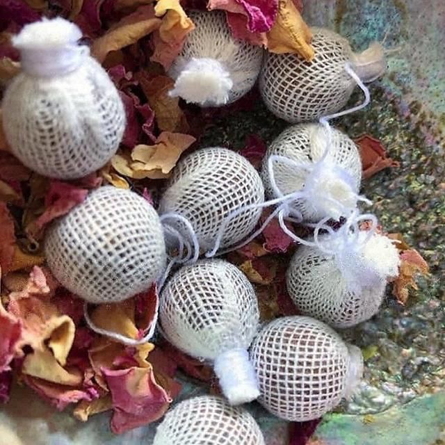 A file image of yoni pearls