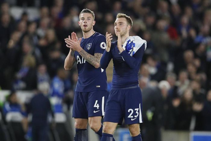 Tottenham Hotspur Toby Alderweireld of Tottenham and Christian Eriksen of Tottenham applaud the fans