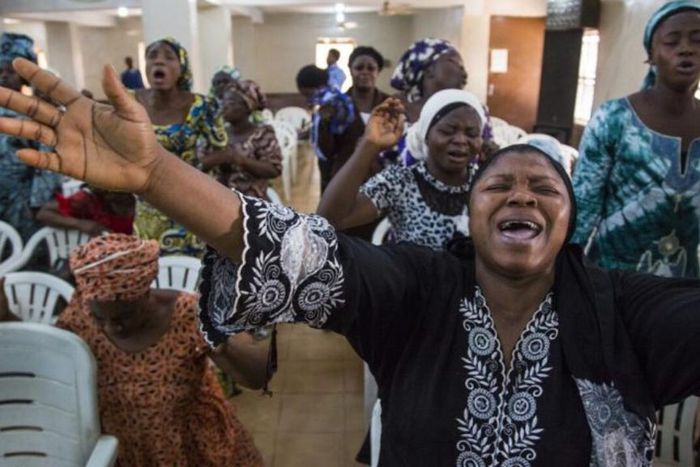 Nigerians praying