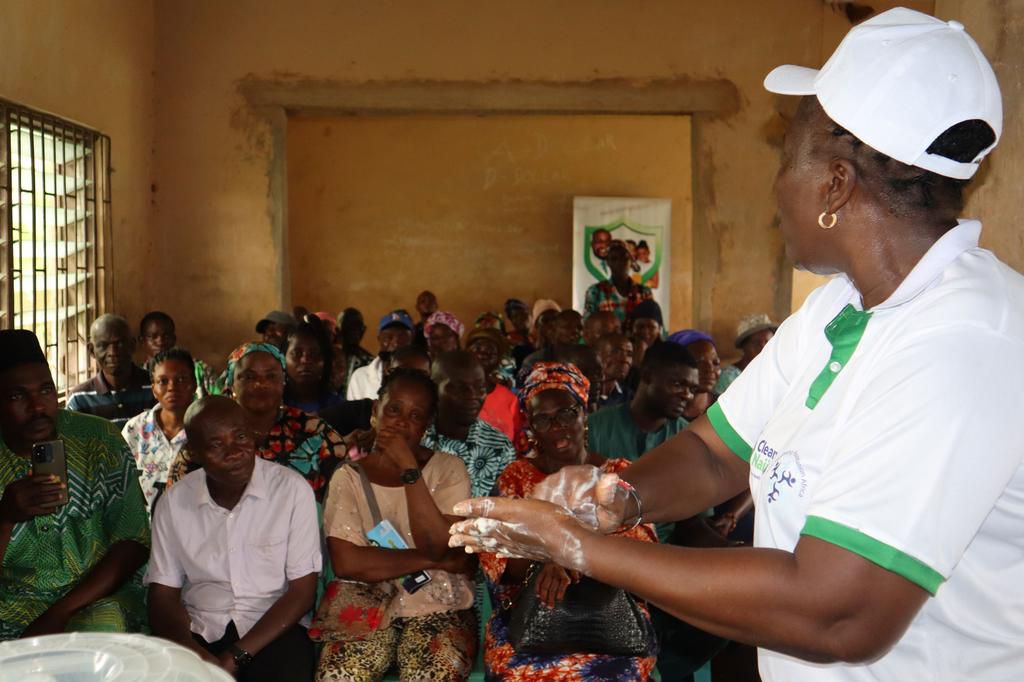 Dettol Nigeria provides community with clean water, promotes hand hygiene for 2023 Global Handwashing Day