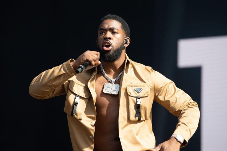LONDON, ENGLAND - SEPTEMBER 11: Tion Wayne performs during Day 2 of Wireless Festival 2021 at Crystal Palace on September 11, 2021 in London, England. (Photo by Joseph Okpako/WireImage)