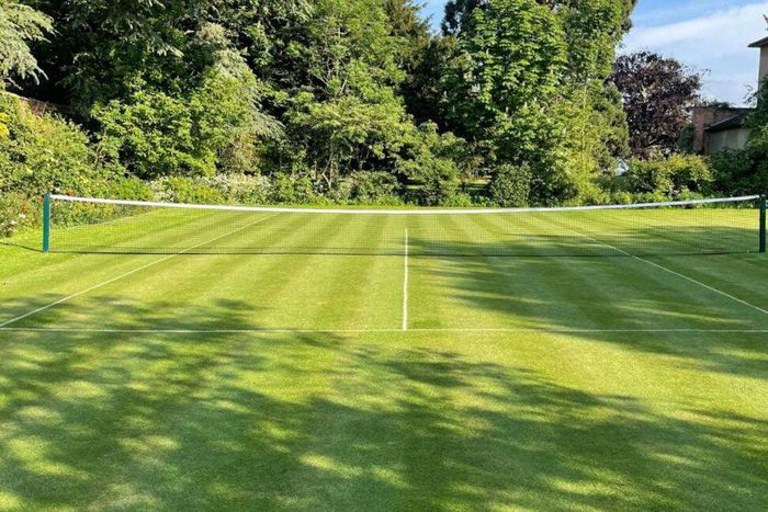 Grass Court [Joe's Lawn Care]