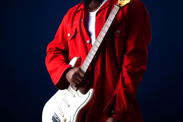 Nigerian guitar virtuoso Fiokee features Spyro on new song 'iZ HawT'