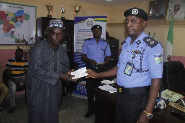 20 families of deceased policemen receive N29m in Jigawa.