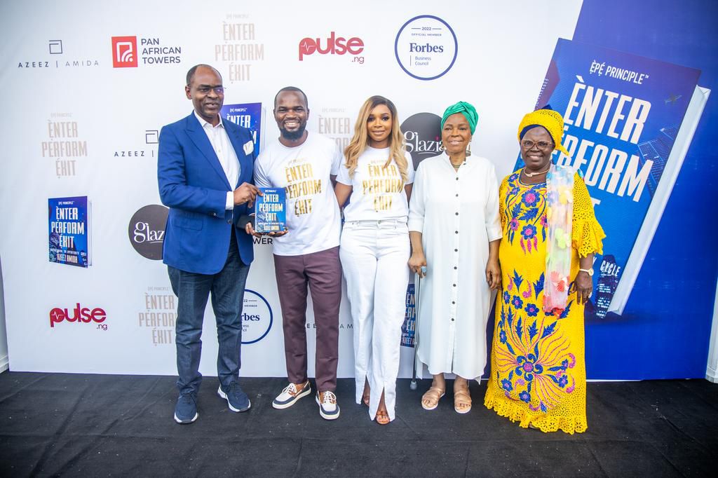 Azeez Amida Unveils “Enter, Perform, Exit (EPE Principle): Understanding the opportunity cycle” to Huge Applause in Lagos