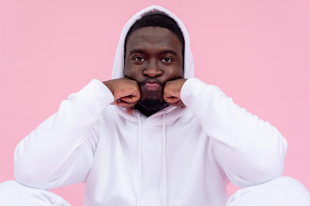 Bad breath: You can have it but only smell it from others