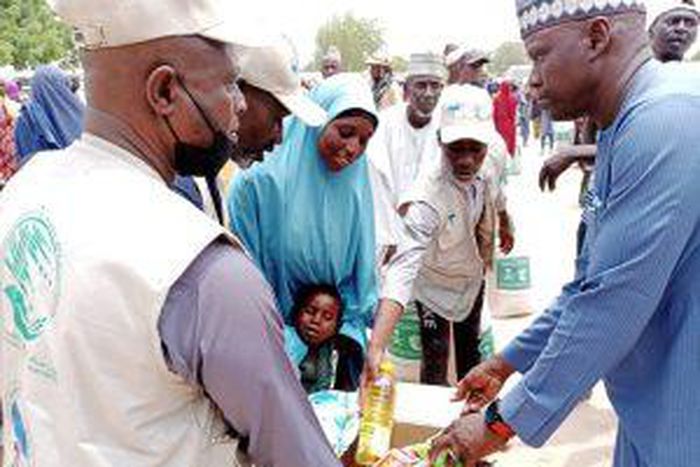 Ramadan: Saudi presents food items to Borno IDPs