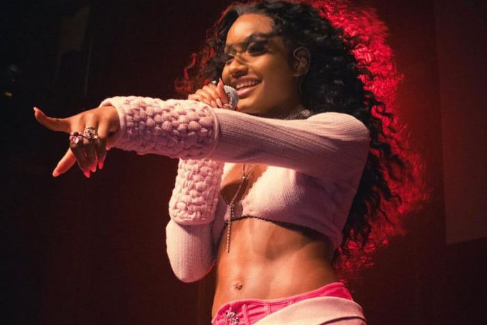 When Ayra Starr defends herself against trolls, all of a sudden she 'lacks respect' [Twitter/ Celestialbeing]