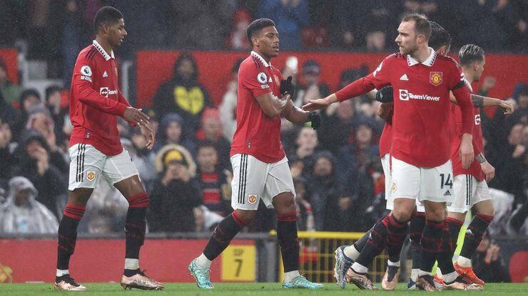 Manchester United mark Premier League resumption with vital win over Nottingham