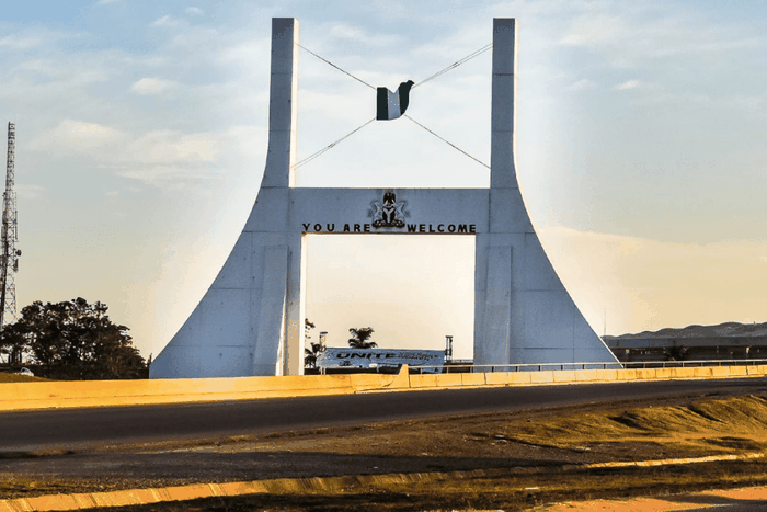 Abuja's city gate [Soluap]