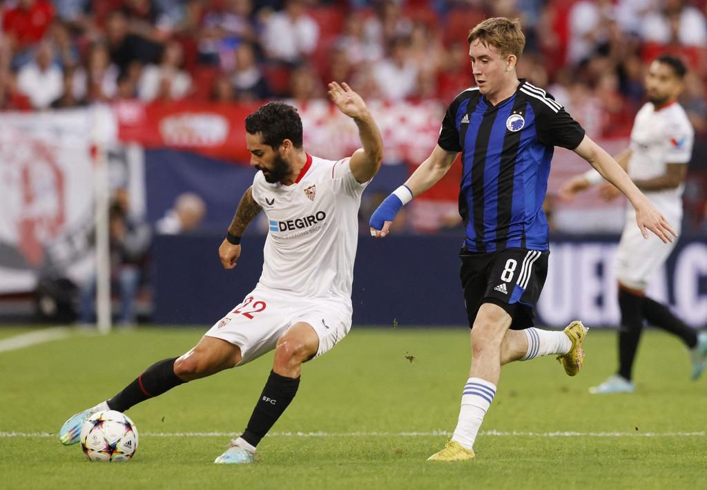 Isco in action for Sevilla before being released by the club
