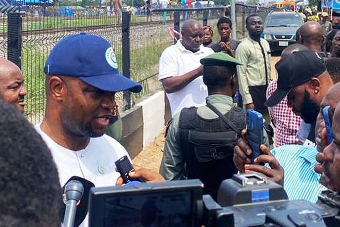Jandor addresses the press on Thursday at the scene of the incident (ChannelsTV)