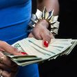 How women calculate and manage money [istockphoto]