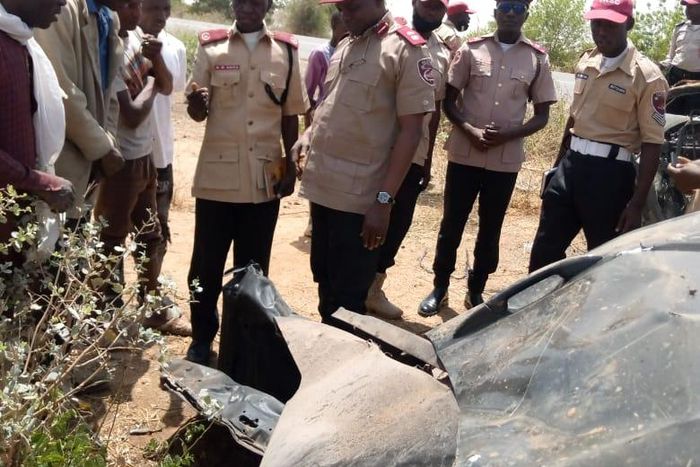 17 die, 3 injured in Kano auto crash.