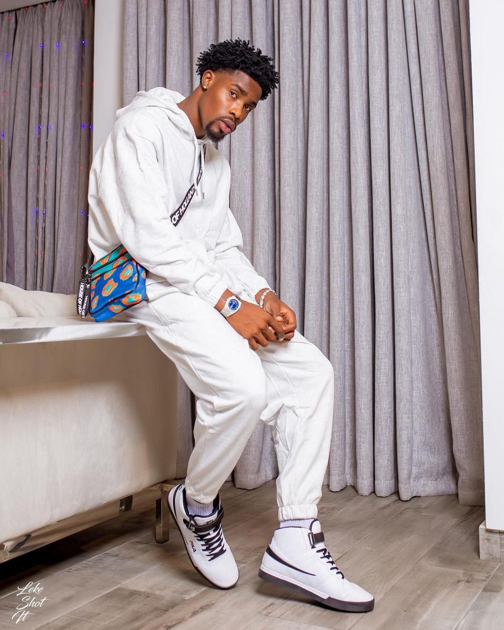 Here's how to dress like a Tech Bro [Instagram/NeoAkpofure]