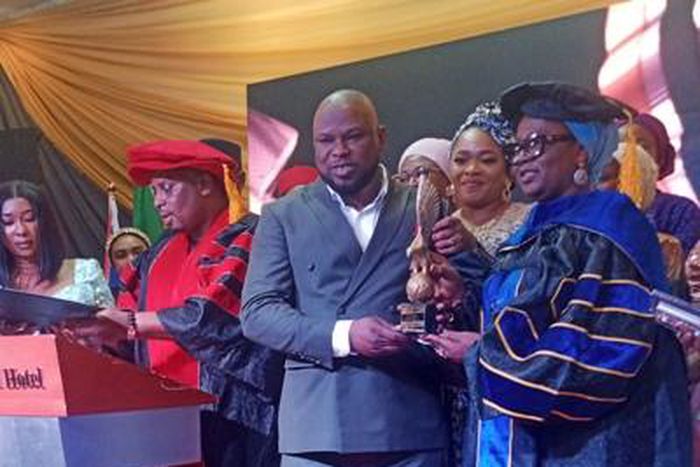 President’s daughter Tinubu-Ojo receives Peace Achievers Award  [NAN]