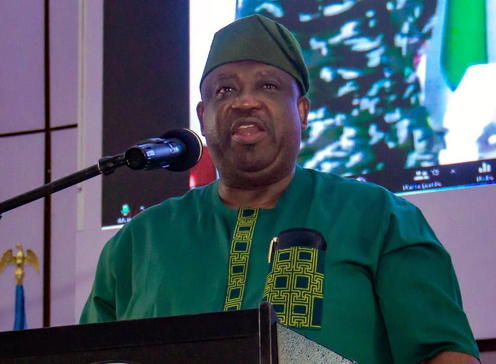 VIDEO: Plateau governor apologises to grieving community over massacre