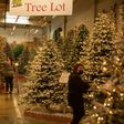 Shoppers in Glendale California purusing the artifical Christmas tree lot.Mel Melcon/Getty Images