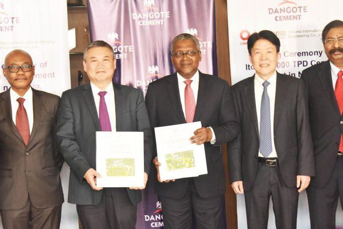 Chairman, Sinoma International Engineering (Nanjing) Co. Ltd., Liu Renyue; President/CE, Dangote Industries Limited, Aliko Dangote; Group Executive Director, Strategy, Capital Projects & Portfolio Development, Dangote Industries Limited, Devakumar Edwi...
