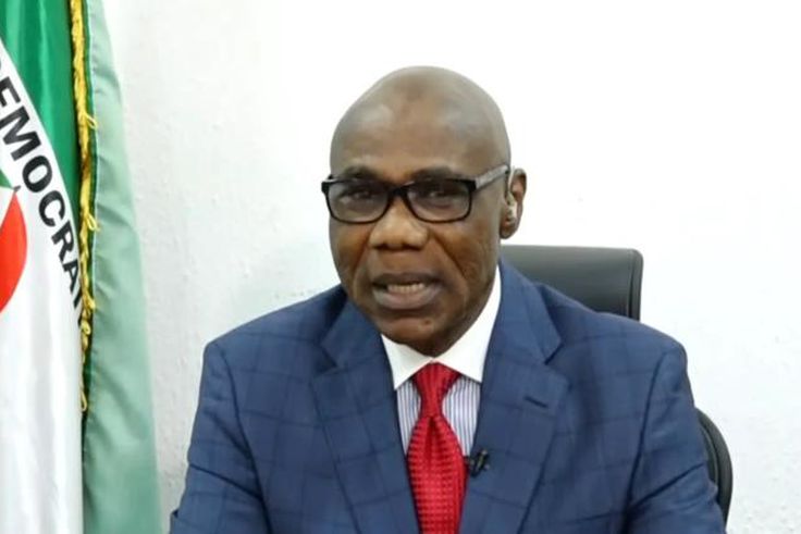 Debo Ologunagba [Punch]