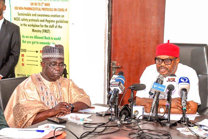 Hon. Minister of Innovation, Science and Technology, Chief Uche Geoffrey Nnaji (right) and the Permanent Secretary, Federal Ministry of Innovation Science and Technology Mr. James Sule (left) during the Press Briefing in Abuja. [Twitter:@FmstNg]