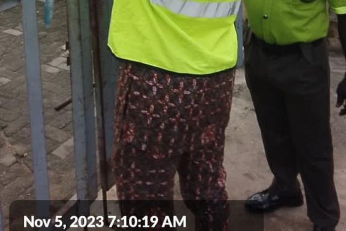 Lagos govt seals Ogba City Mall, Ajah market over waste disposal offences