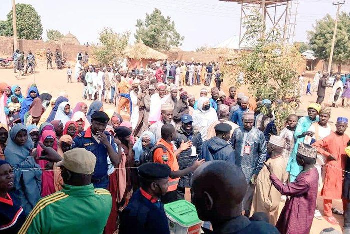 Voters defy cold weather, turn out for voting in Kaduna by-election [Twitter:@inecnigeria]