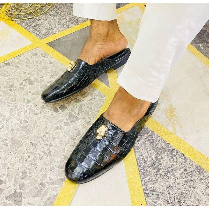 Half shoes should be banned [jumia]