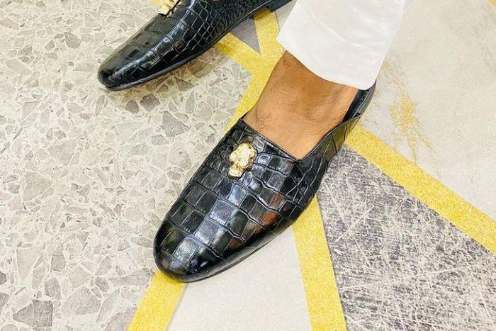 Half shoes should be banned [jumia]