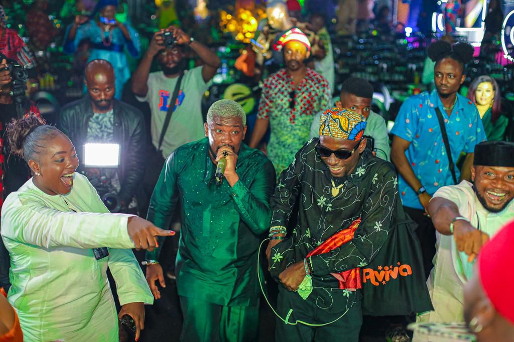 SupaKomando electrifies 9th edition of  AMVCAs!