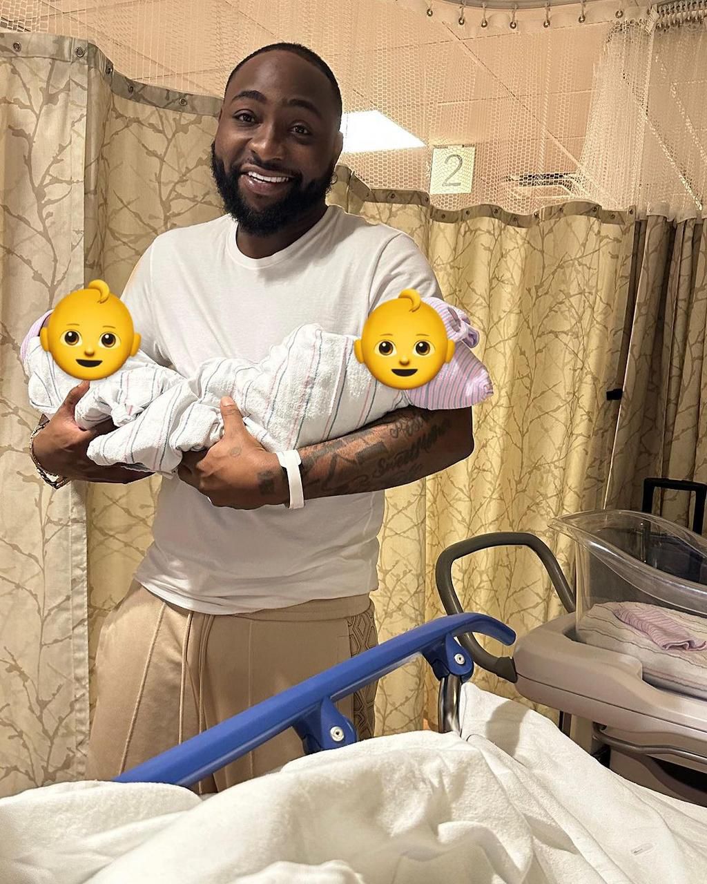 The happy father of twins [Instagram/Davido]