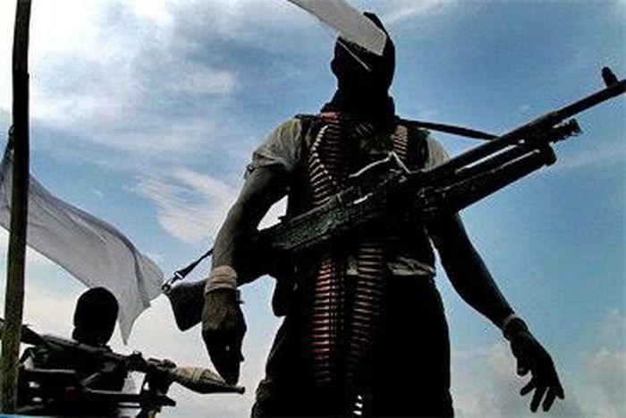 Gunmen kidnap Lebanese, kill soldier in Nigeria's Delta