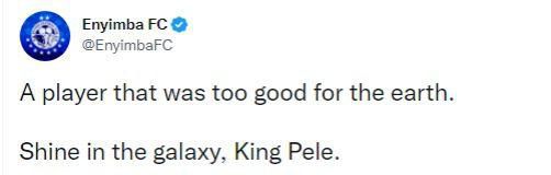 Social Media tributes to Pele