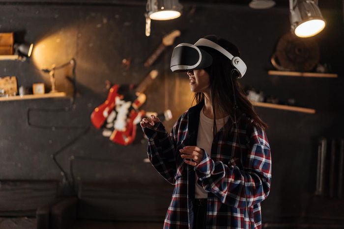 Explore Virtual Reality Benefits For Marketing Campaign