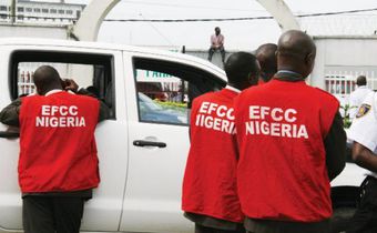 Operatives of the EFCC.