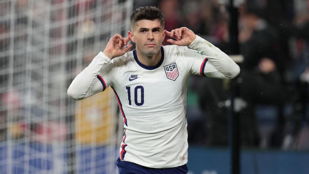 Pulisic celebrating