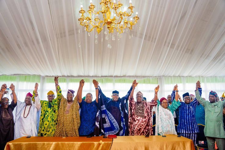 Amosun's loyalists reconcile with Abiodun, return to APC in Ogun. [Twitter:@dabiodunMFR]