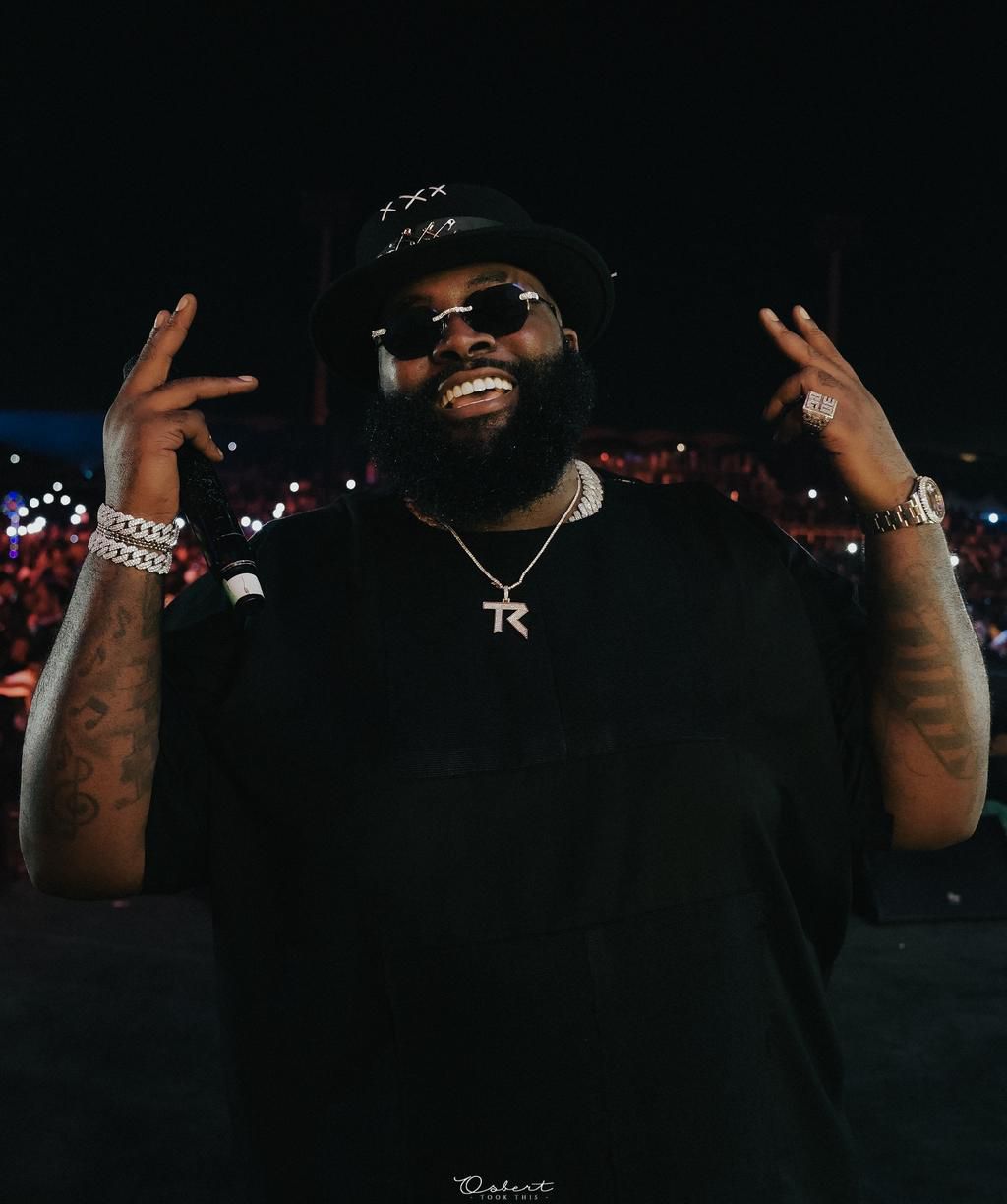 MARTINI, the leading vermouth and sparkling wine brand, lit up Truth Beach Club in Lagos Nigeria last night as it celebrated 160 years of sophisticated taste and unwavering quality.