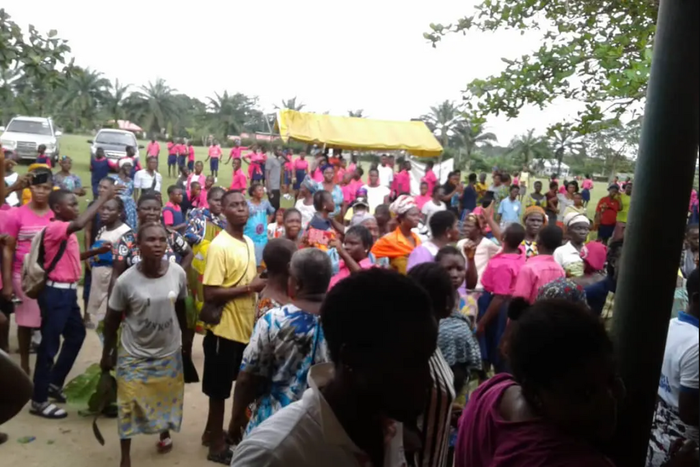 Residents of 10 Lagos communities protest 4 years power outage. [Vanguard]