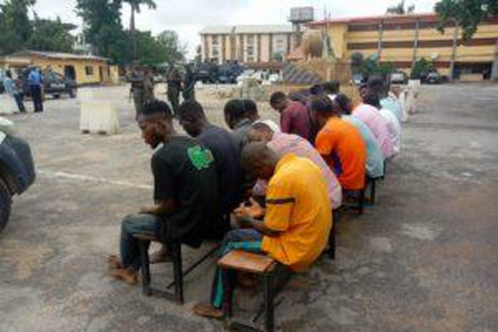 Suspected cultists, traffic robbers, impersonators and armed robbers arrested  in Lagos.
