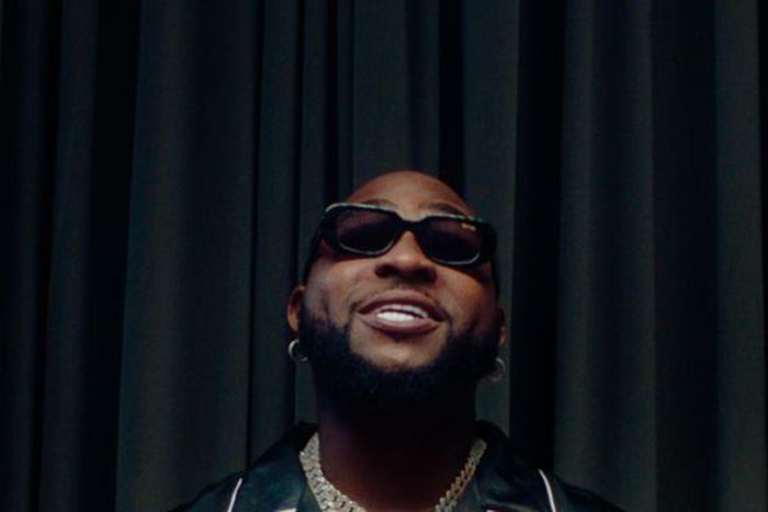 What is Bay Ice cooking with Davido?